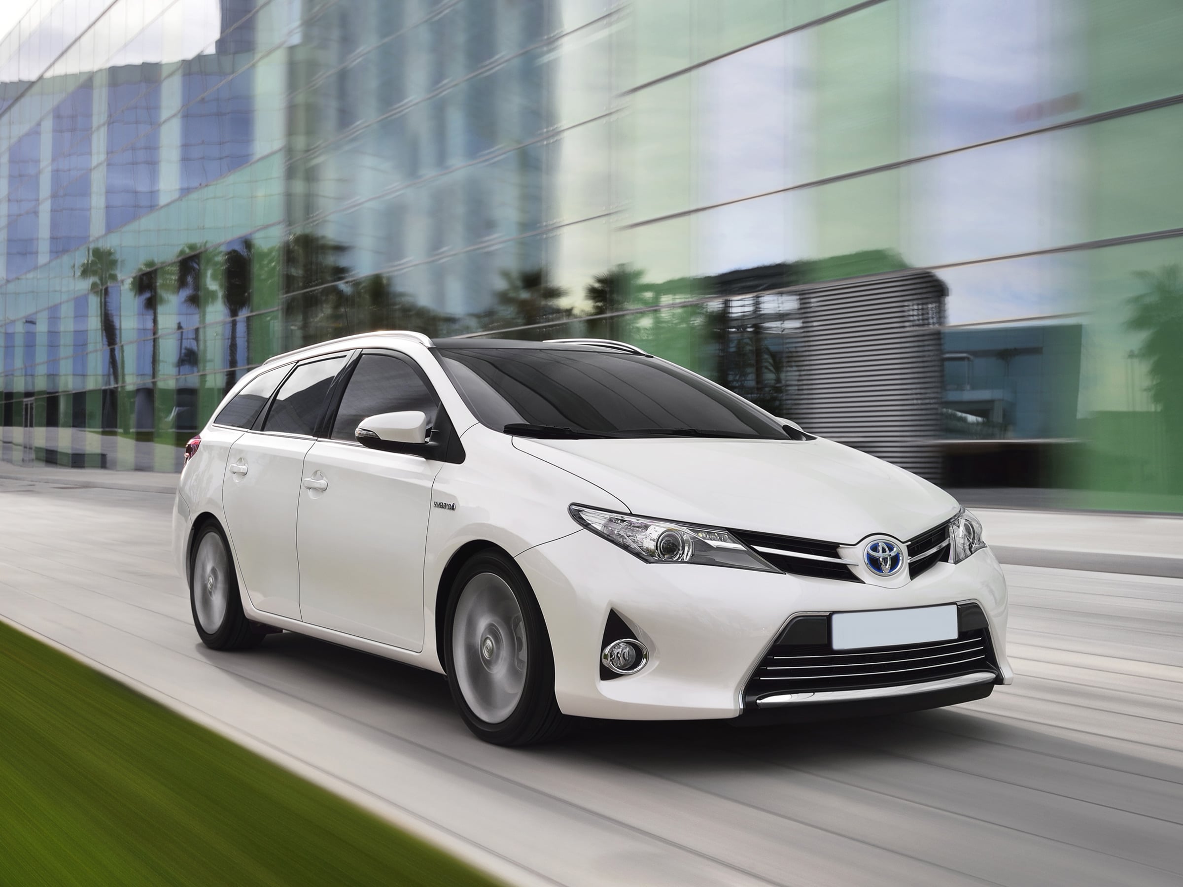 Toyota auris 2013